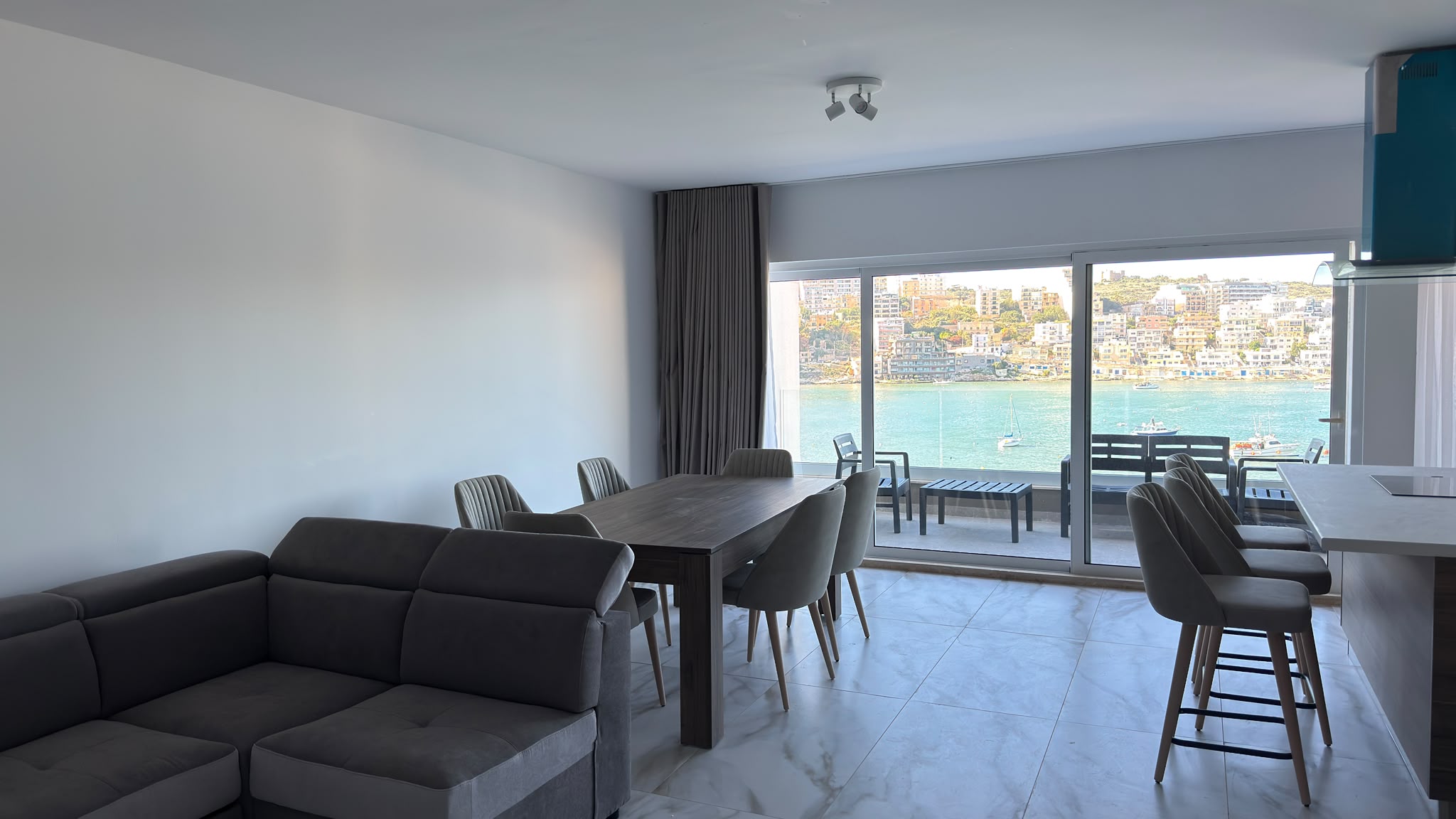 Wren Valley Suites, Three-bedroom flat (Three-bed B), photo 1