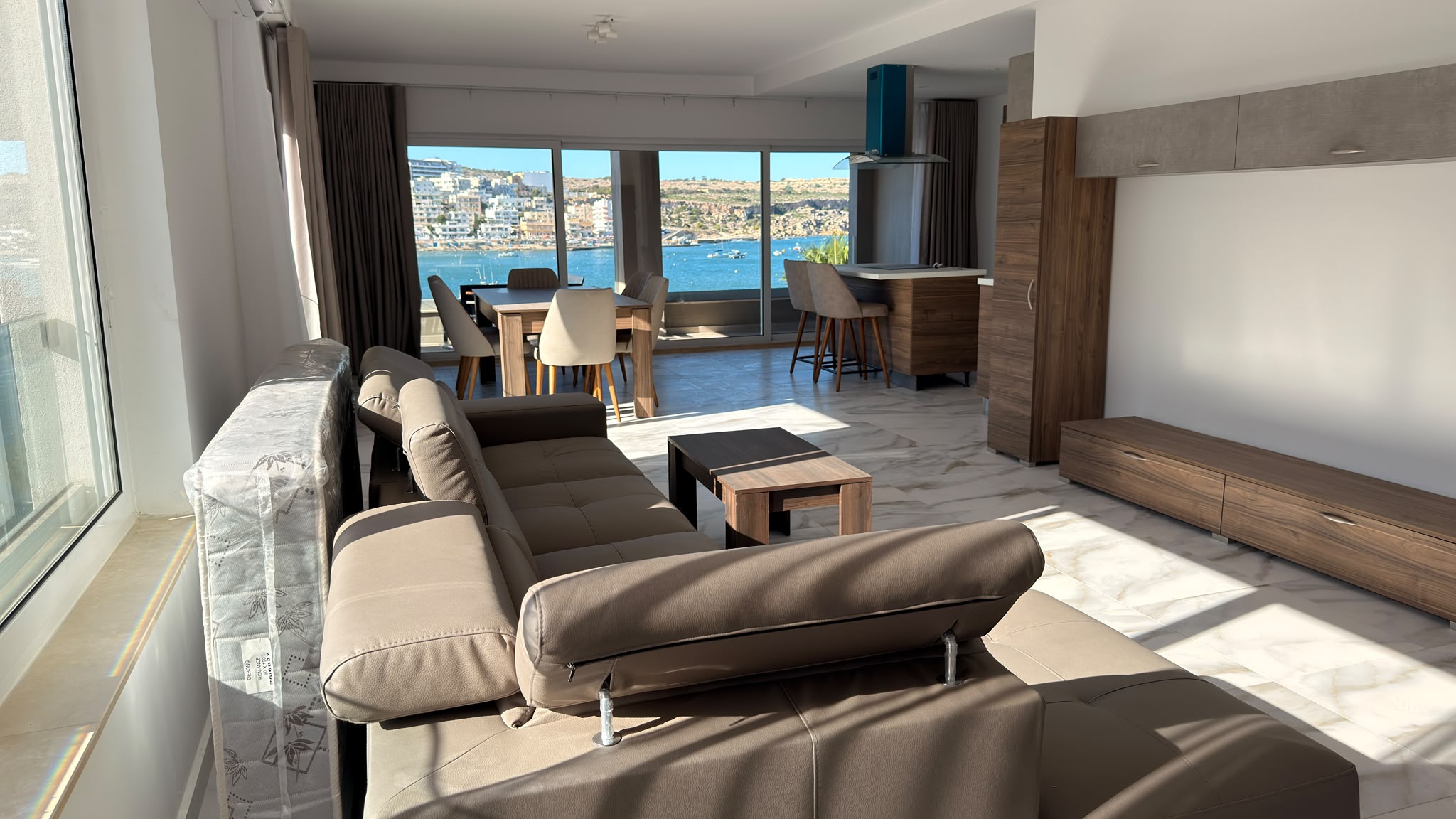 Wren Valley Suites, Three-bedroom flat (Three-bed A), photo 1